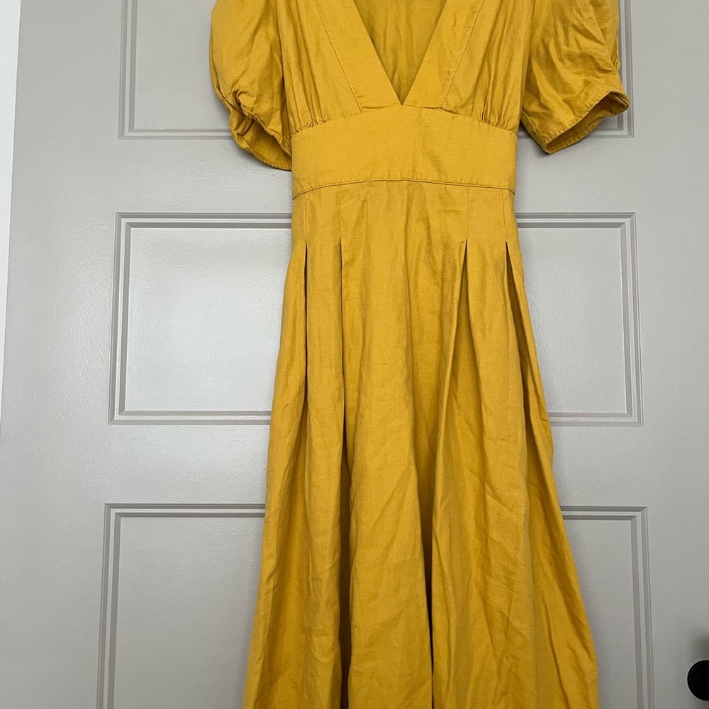 Used Moon river plunge neck midi dress